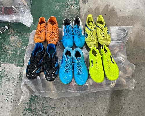 second hand football shoes