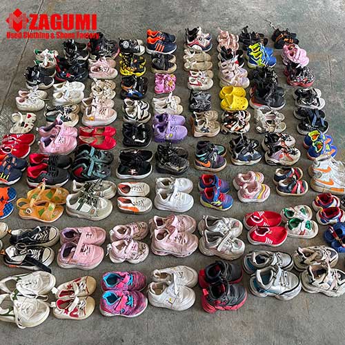 sapatos infantis mistos usados