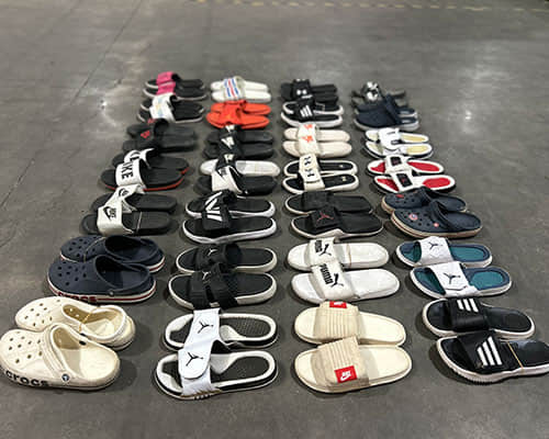 brand used slippers brand used slippers