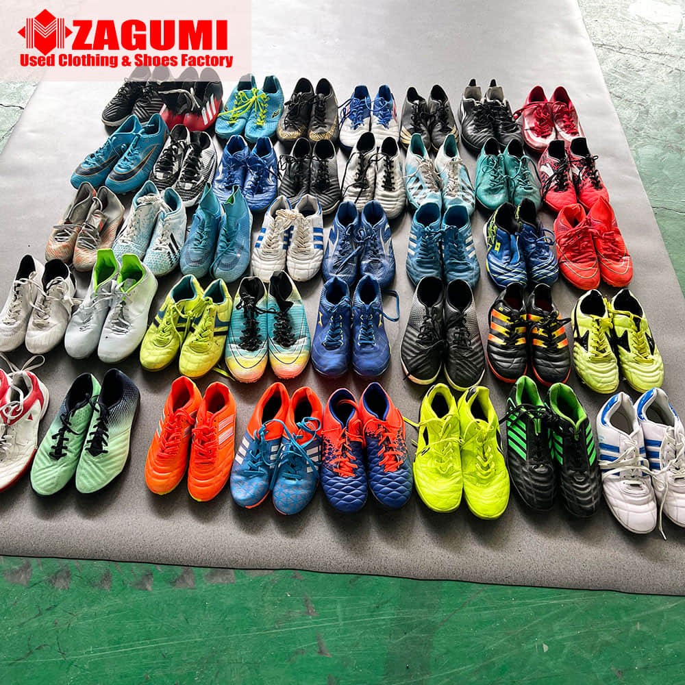 zagumi used football shoes