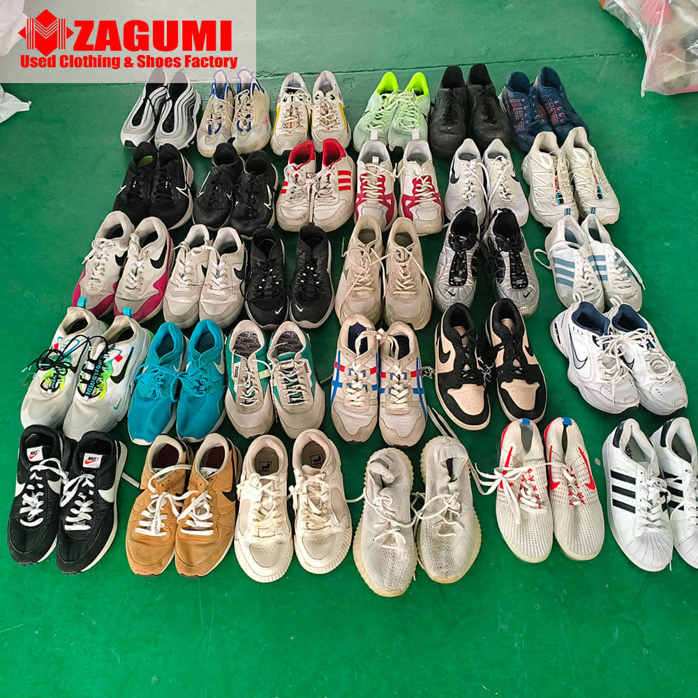 zagumi used mens shoes​